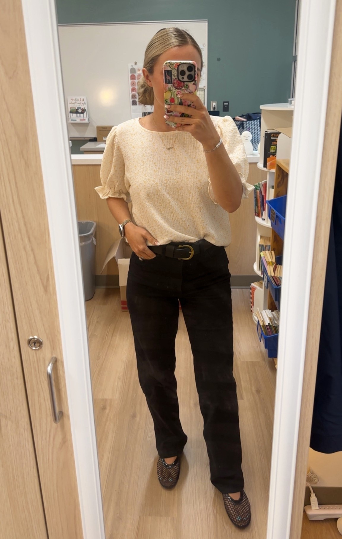 Teacher ootd - 9.18.25 // shop this look below✨ 

Teacher OOTD, style icon, fall outfits, teacher style, outfit of the day, classroom style, fall style, shop with me, fall fashion