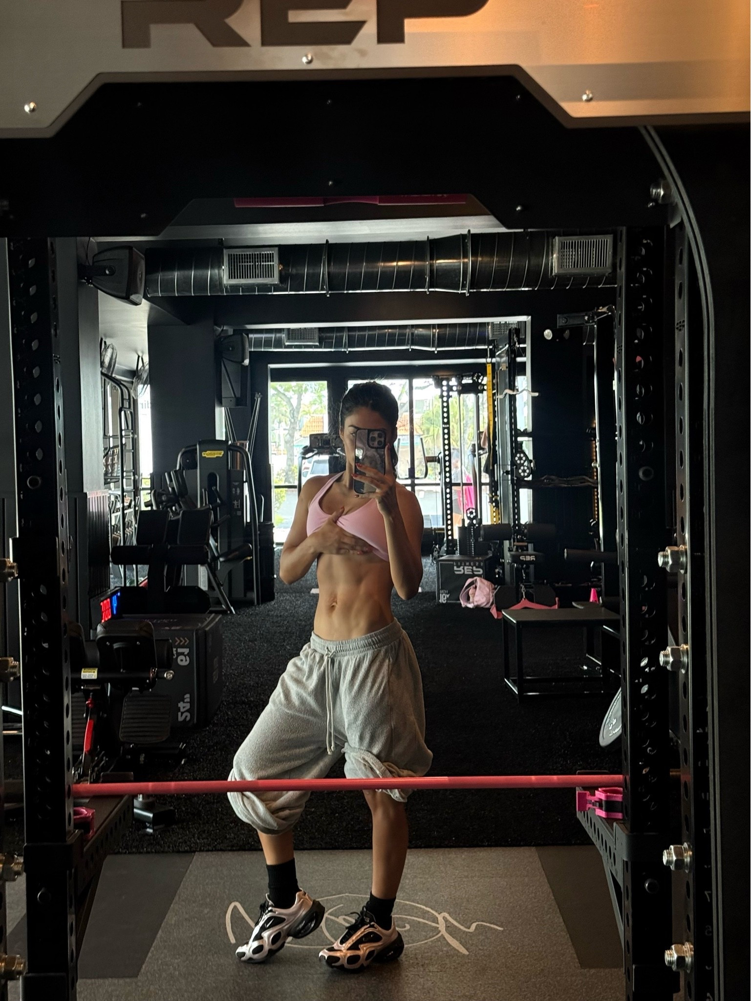 Gym OOTD. Love these Nike’s!!

#LTKfitnessgoals #LTKActive #LTKootd