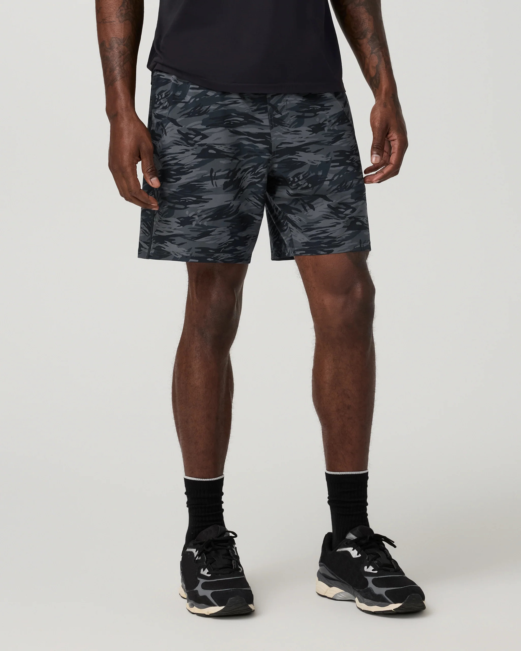 Banks Session Short Unlined 7" – Black Riptide Camo Shorts – Shorts – Vuori | Vuori Clothing (US & Canada)