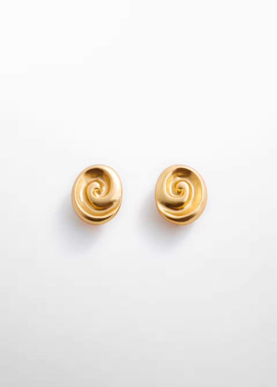 Round spiral earrings -  Women | Mango USA | MANGO (US)