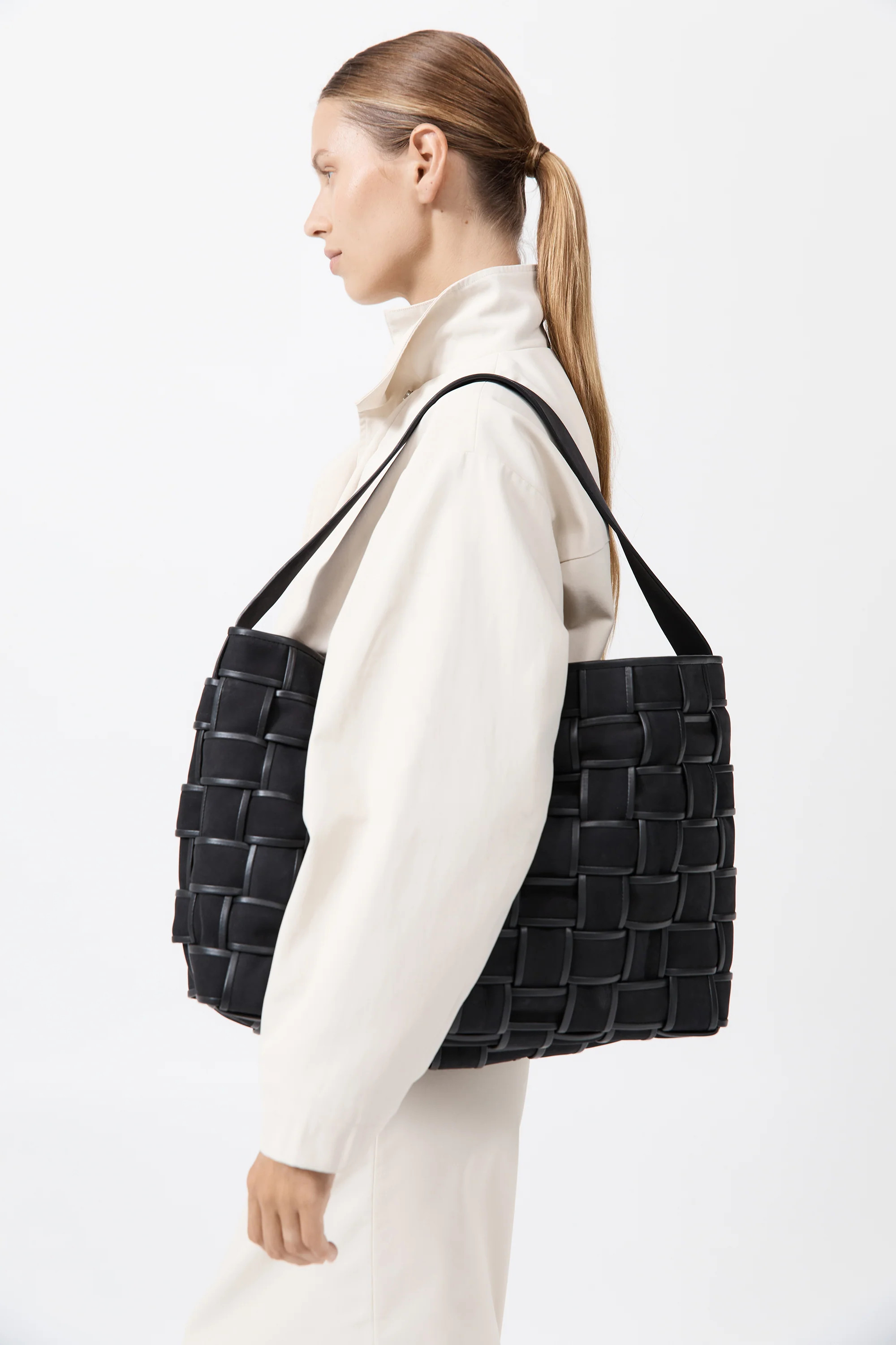 Border Woven Large Tote - Black | St. Agni (US, UK, EU)