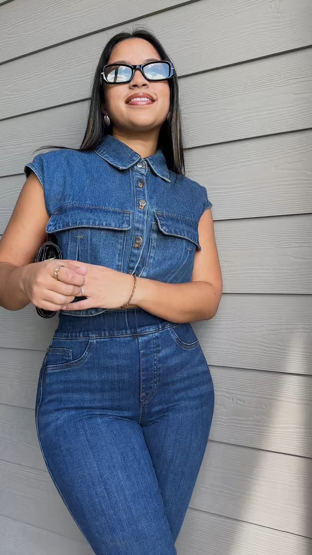 My hips aren’t lying in these jeans! 🤪 use code “Steffi22” to save! 