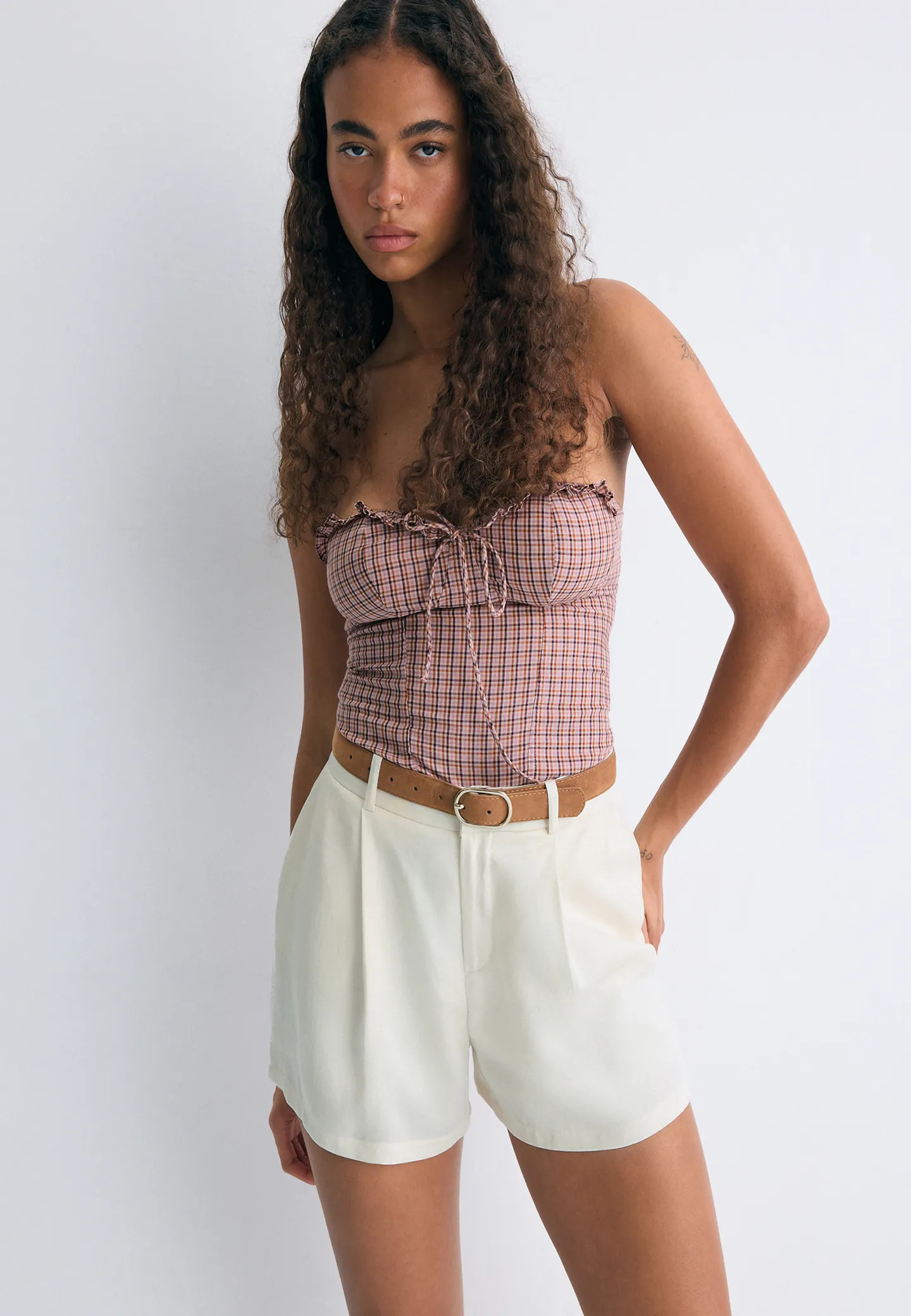 Flowing belted shorts - Women's fashion | Stradivarius United Kingdom | Stradivarius (UK)