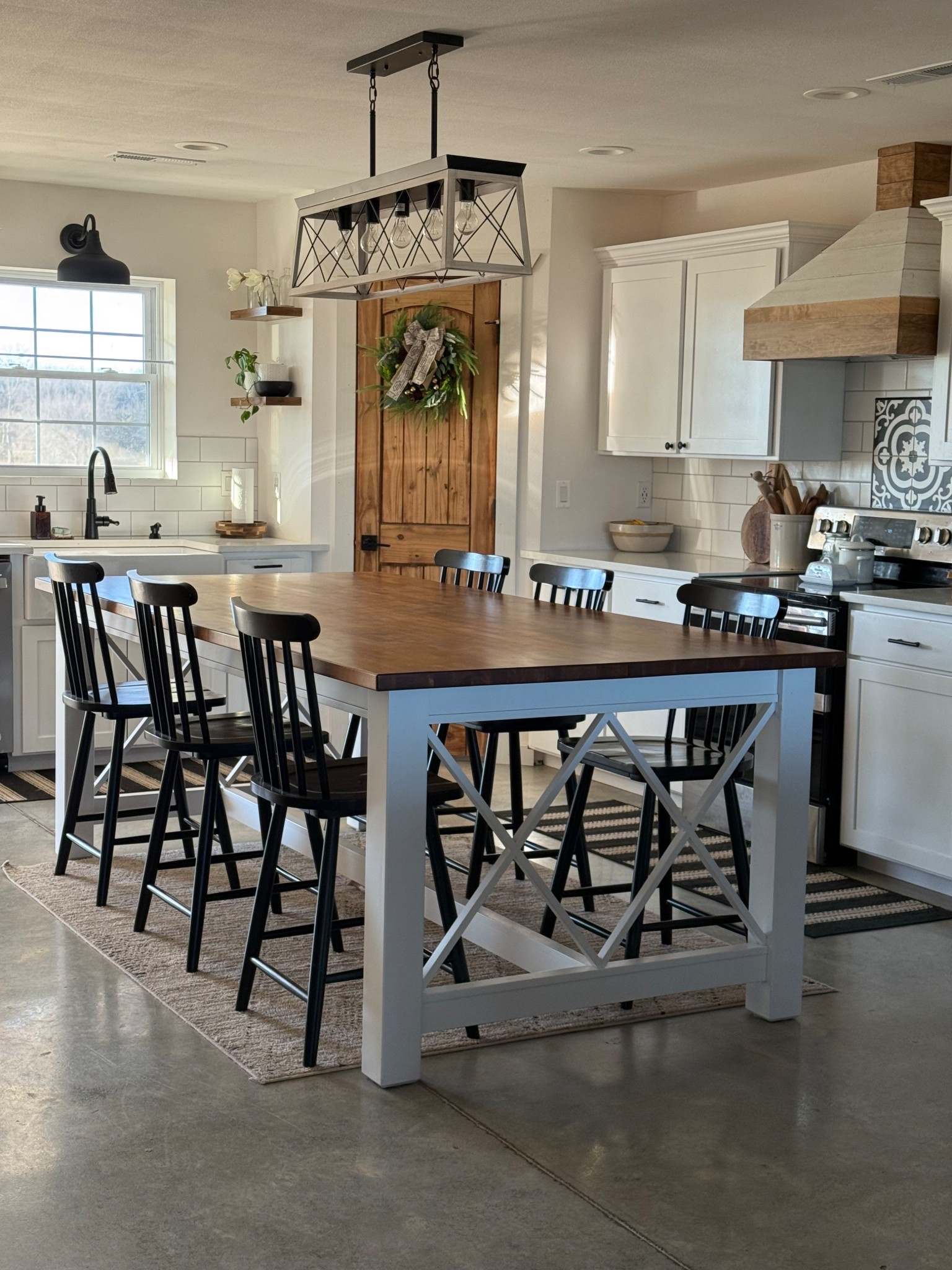 Kitchen favorites I’d buy again tomorrow 🤍
Practical, cozy, and proven — no regrets.
Shop all my go-to pieces in my LTK #LTK

#LTKfoodie #LTKHome #LTKSaleAlert