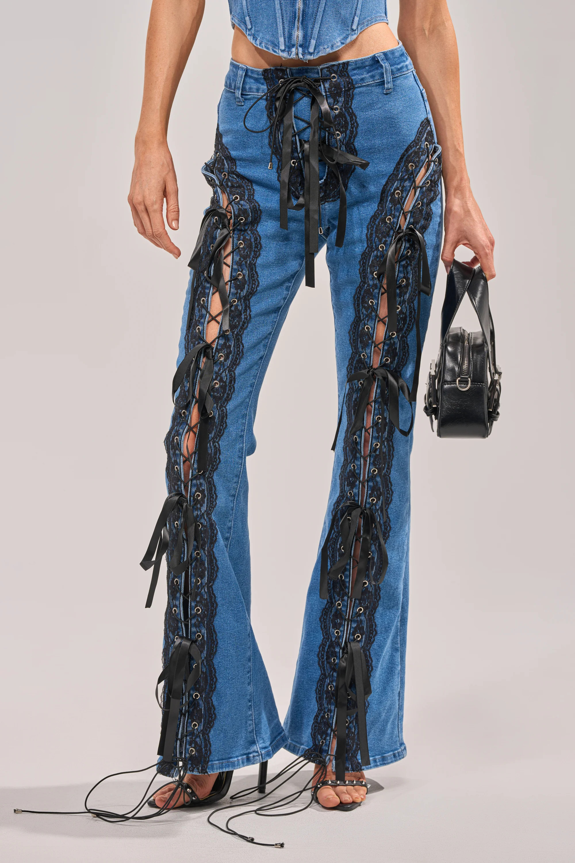 LACED UP DENIM | AKIRA