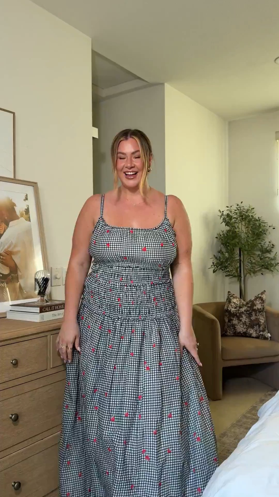 the perfect dress for spring & summer and it’s on clearance at Abercrombie 🌞 I’m wearing an xl tall

Dress is available in other prints!