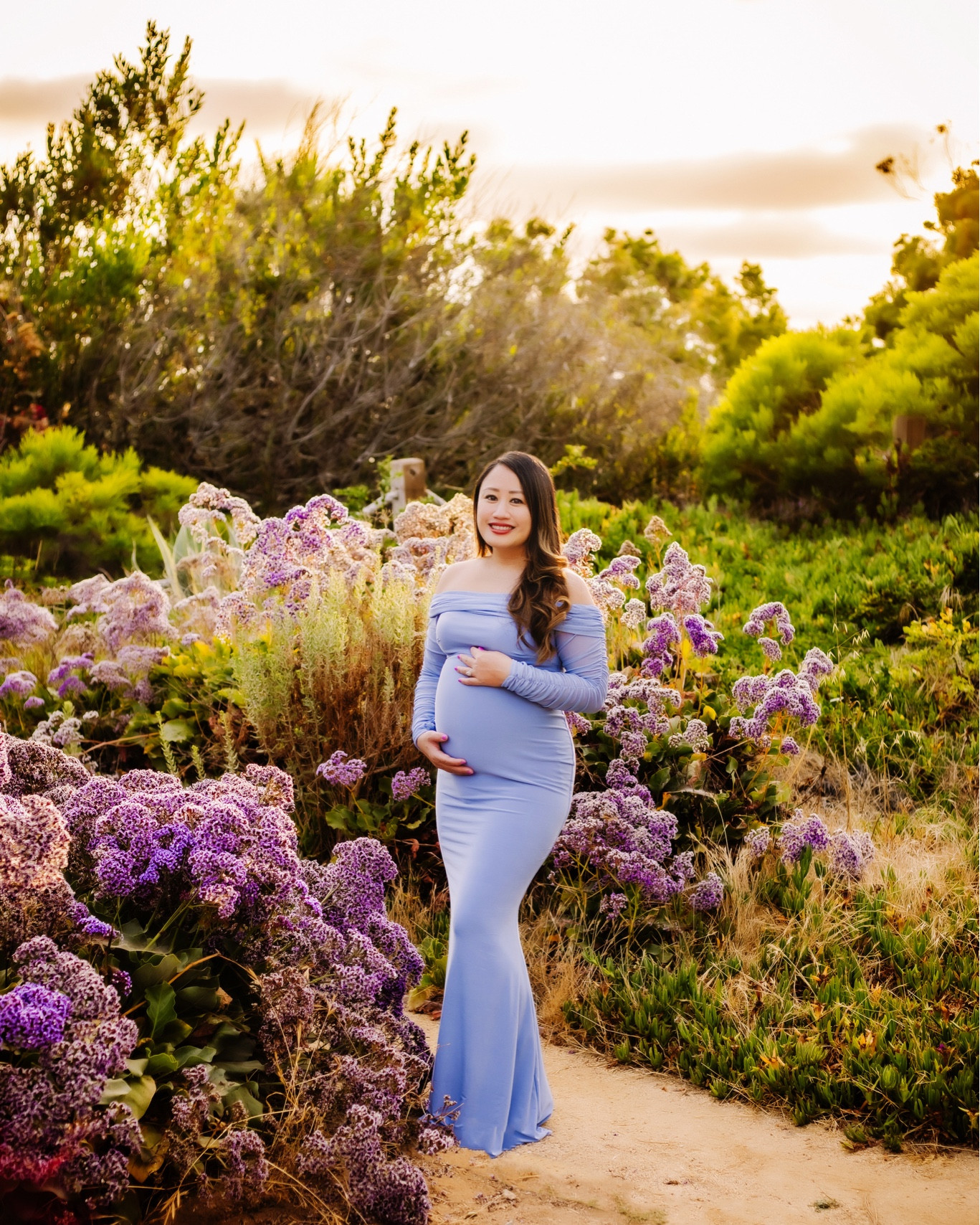 This maternity dress is one of my favorites because it’s both comfortable and beautiful. It’s ideal for any occasion or a photo shoot.

#LTKBump