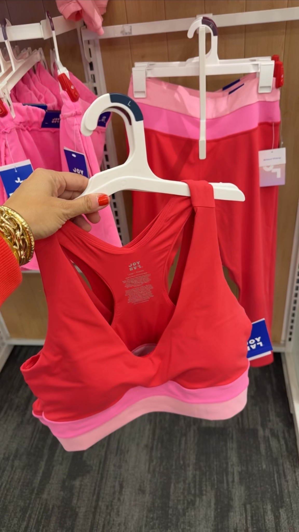 Comment “TARGET LEGGINGS” for links. Target just dropped a new activewear line and it’s SO good 🤎 Soft, supportive, and cute enough to wear beyond workouts — the perfect everyday activewear for errands, travel, and real life. Affordable, flattering, and worth the hype.

💾 Save this for activewear inspo

#TargetActivewear #TargetStyle #EverydayAthleisure #ActivewearFinds

#LTKgrwm #LTKActive #LTKootd