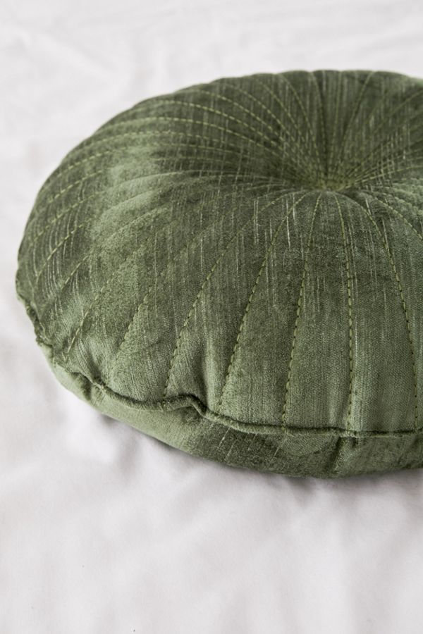 Shelly Round Velvet Pillow | Urban Outfitters (US and RoW)