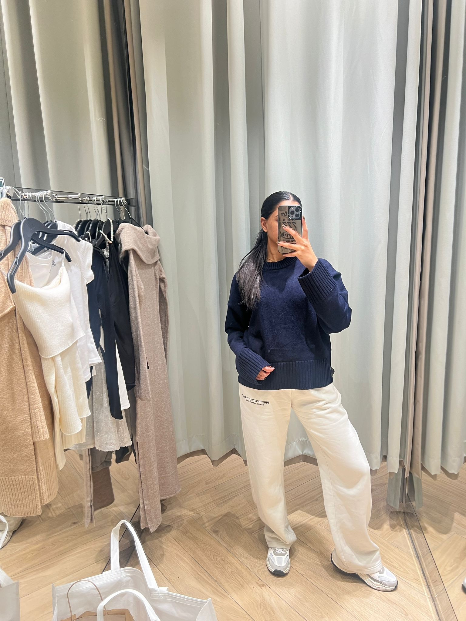 Navy knitted jumper, cream joggers, H&M 

#LTKSeasonal #LTKeurope #LTKstyletip