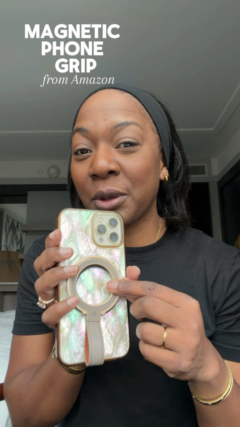 Magnetic phone grip for iPhone (travel must-have) 📱
Secure hold, doubles as a stand, and perfect for filming, scrolling, or navigating on the go. Compatible with MagSafe cases.


#LTKTravel #LTKU #LTKActive