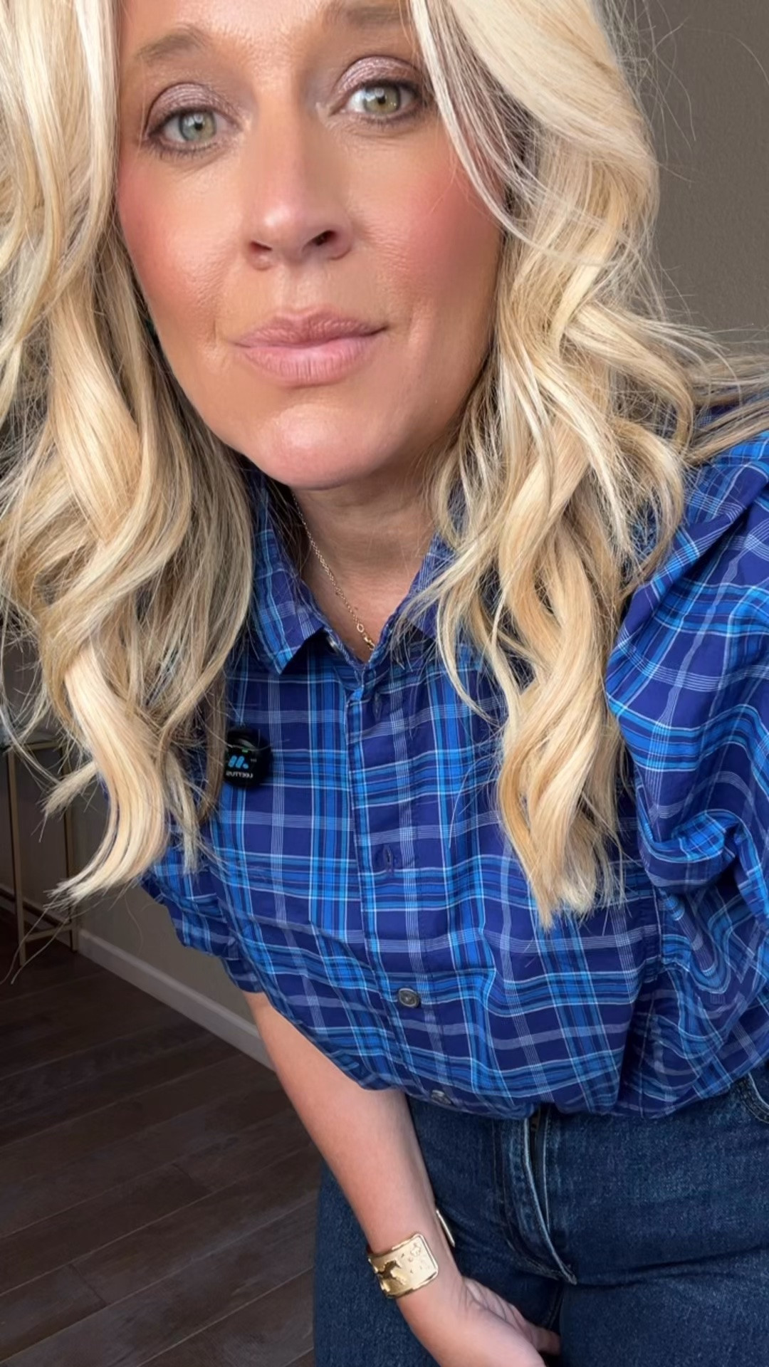 ✨Tap the bell, save and ❤️ start here over 40 fashion, midlife style, midsize fashion and luxury looks for less.  

⬇️Sizing information:
Large (size down if in between sizes.) 
Jeans 12 (size up if in between sizes.)

This is the kind of Walmart find that makes getting dressed so much easier. ✨

The spread collar lifts the eye, the puff sleeves add shape and balance, and the lightweight cotton skims instead of clinging.

And one detail I really love: the arm cuffs have stretch, so they’re more comfortable and work with different arm sizes without digging in.

✨ Lift
✨ Skim
✨ Balance

That’s Outfit Physics™.

Polished, easy, comfortable, and such a good fall piece from Walmart. 🤍

👑 Helping you look good, feel good.-Lindsey Denver   Check back daily for belly-friendly style, confidence, and Outfit Physics™.

#LTKOver40 #LTKMidsize #LTKPlusSize

Comment SHOP below to receive a DM with the link to this post on my LTK ⬇ https://liketk.it/6mX7r