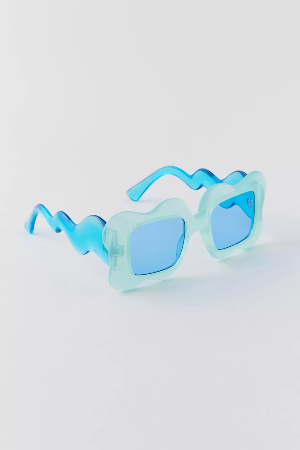 Wavy Square Sunglasses | Urban Outfitters (US and RoW)