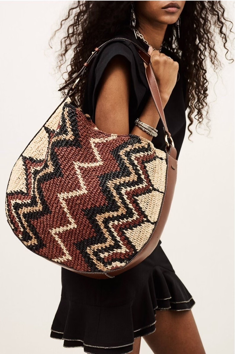 Love the colors on this bag.