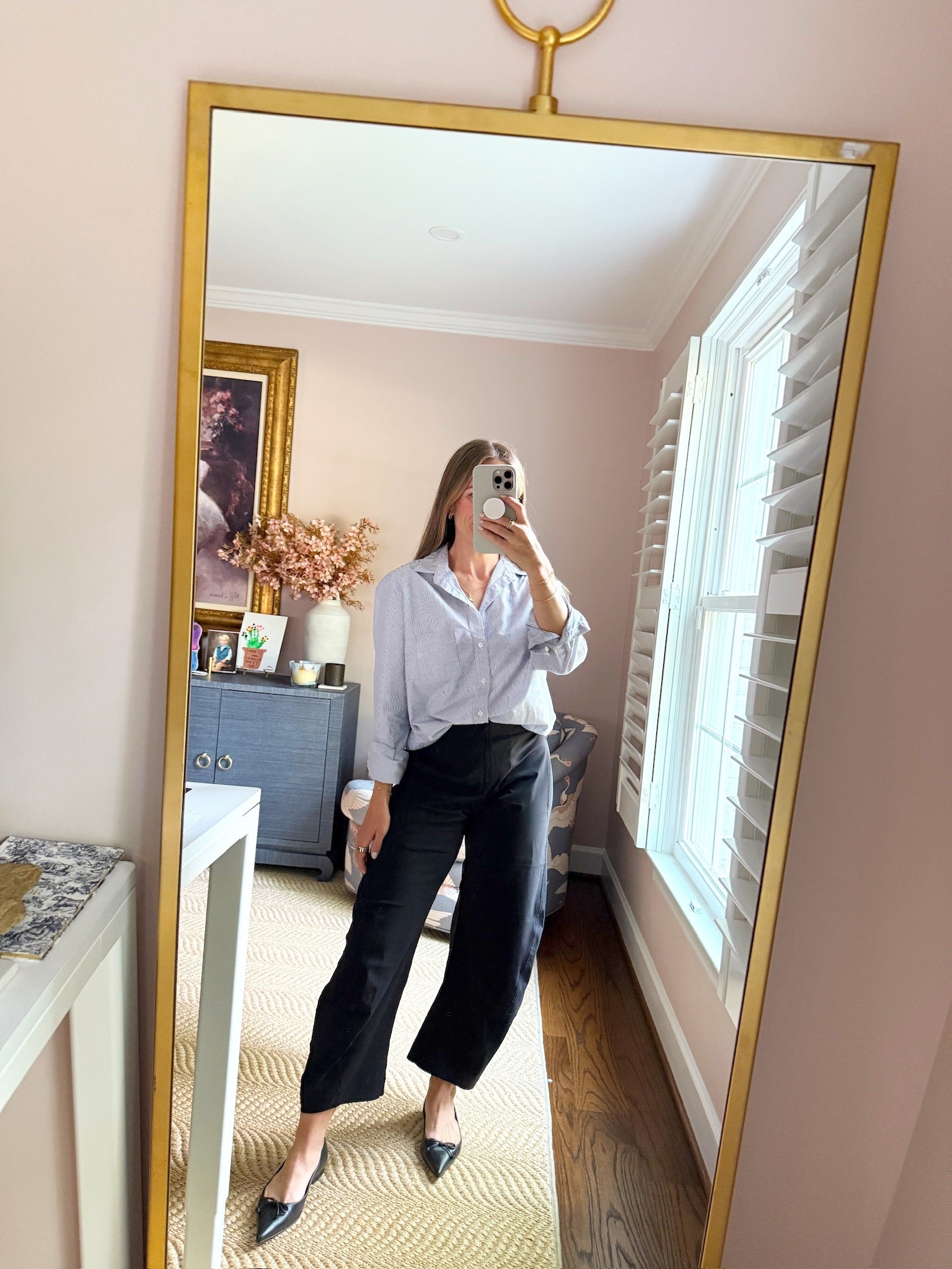 The most insanely comfortable and flattering work pants! I’m wearing a size 2 petite

#LTKStyleTip #LTKWorkwear