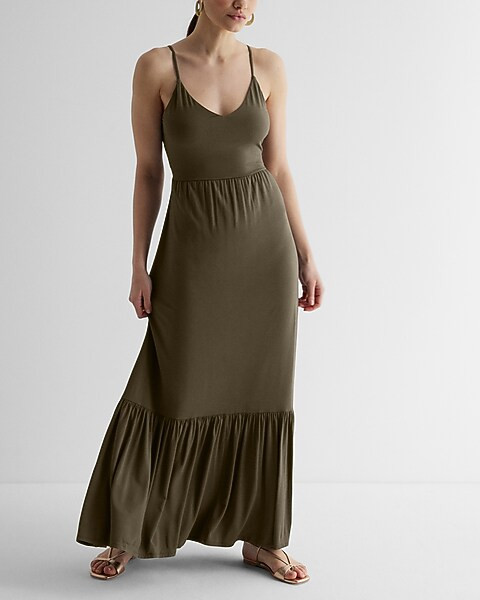 V-Neck Back Cutout Tiered Maxi Dress | Express