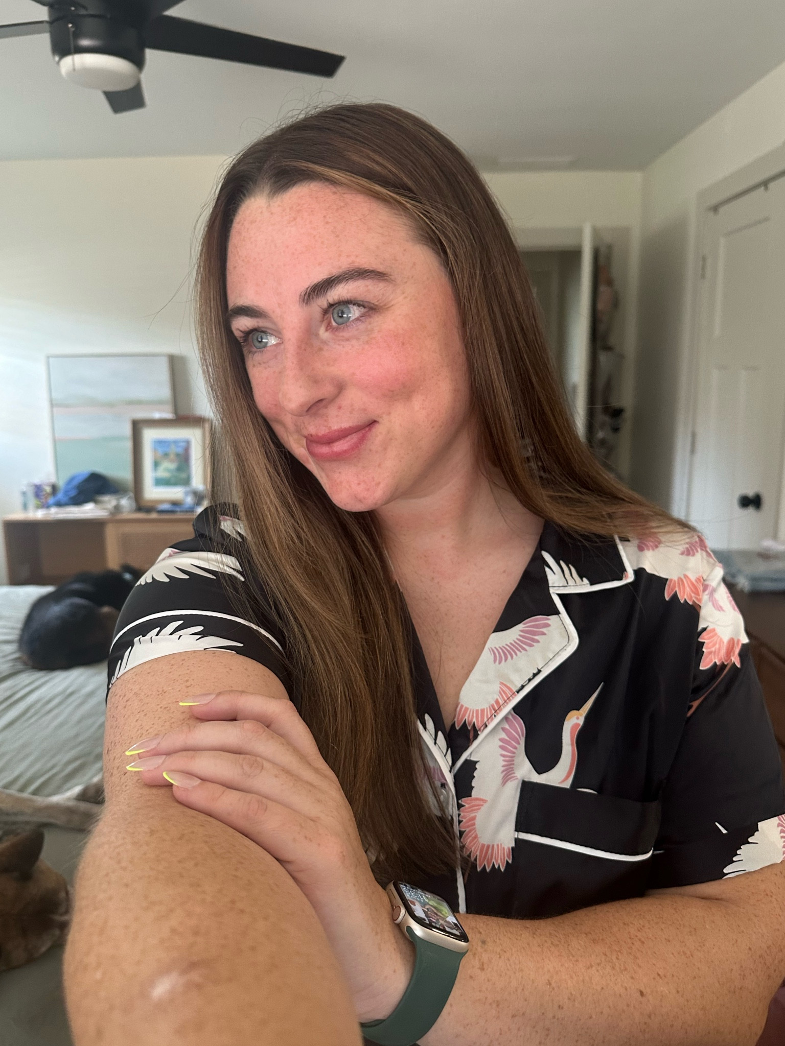 Snuggling up in the comfiest and cutest women's pajamas. Sweet dreams are made of this! 🌙💤

5’ 5”, 190 lb, wearing size L