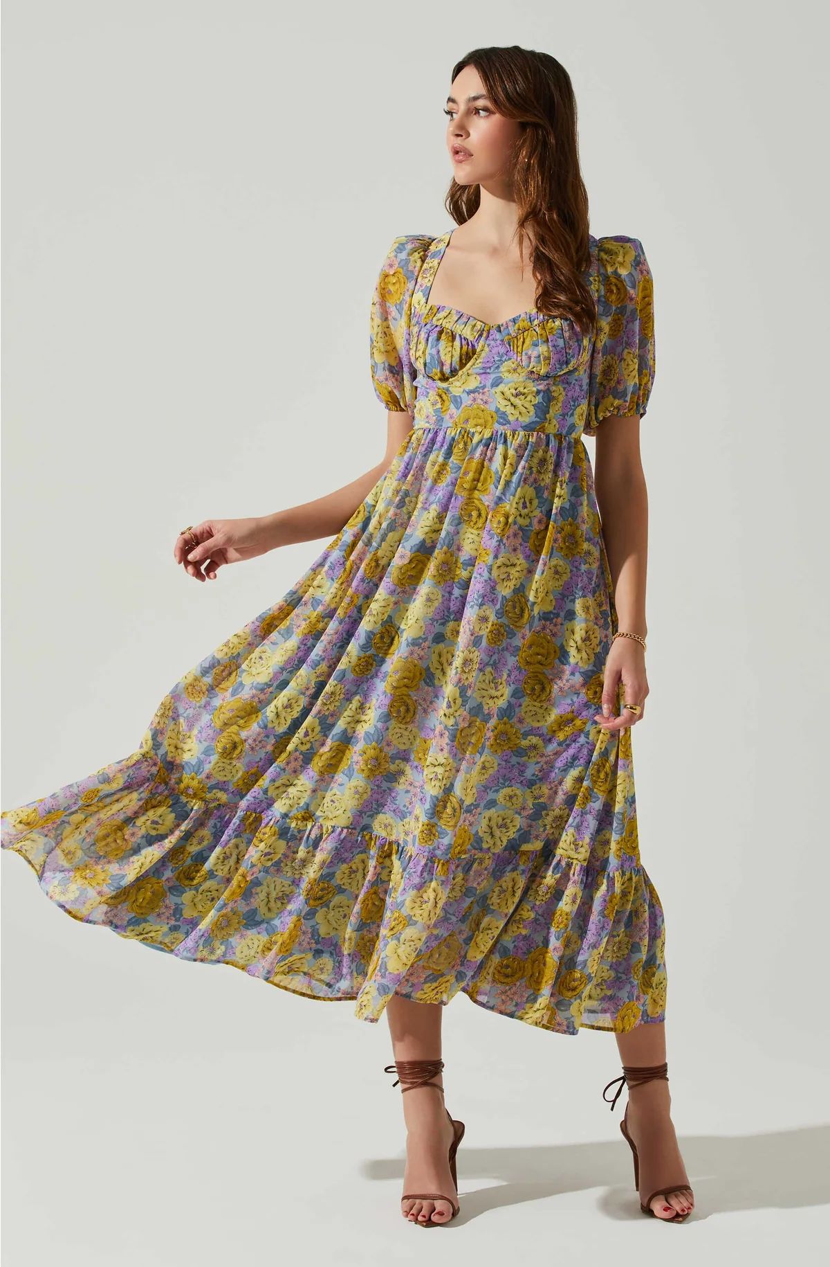 Floral Sweetheart Neck Midi Dress | ASTR The Label (US)