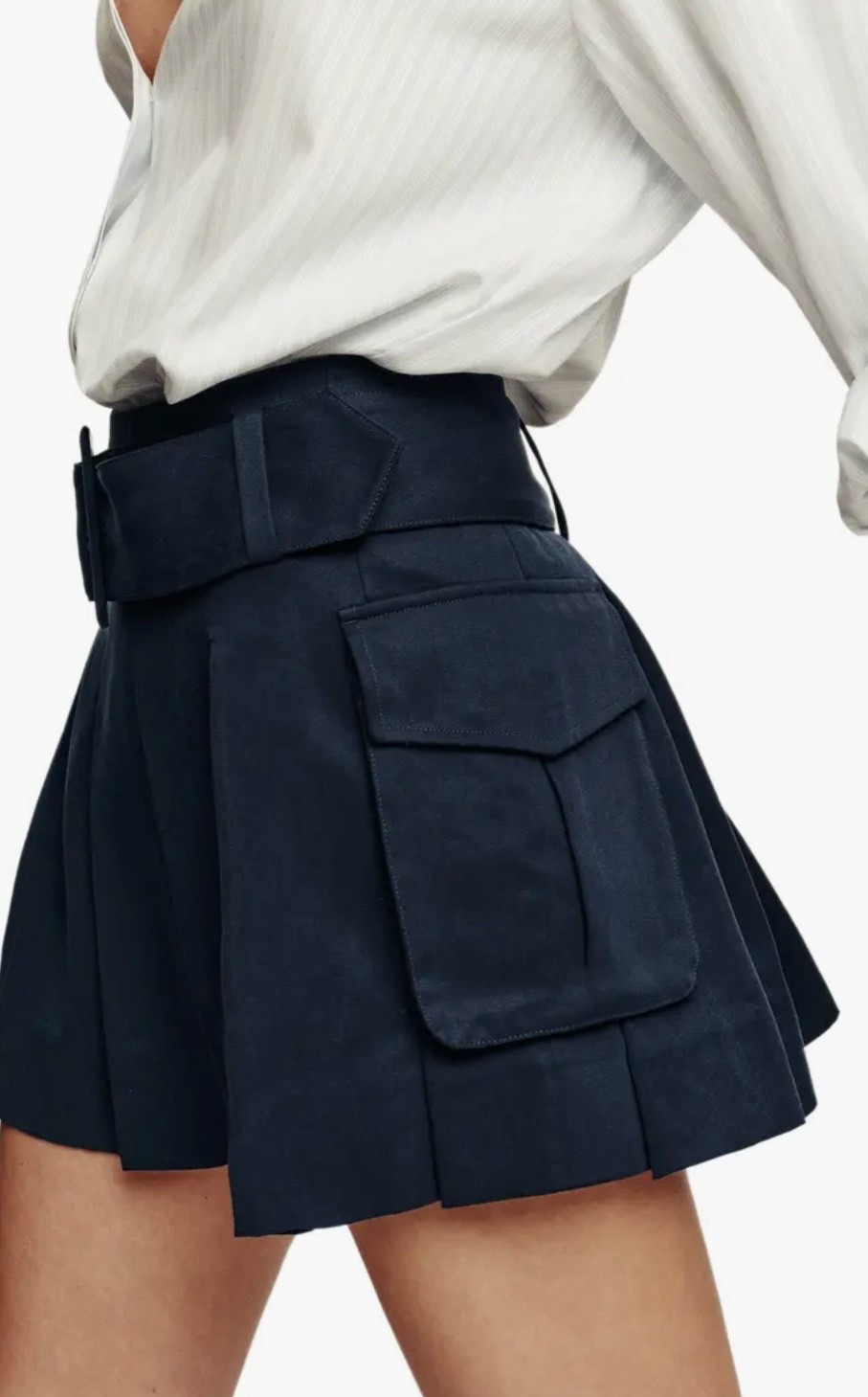 Brinley Belted Pleated Cargo Skirt
Reformation
Current Price $99.99
(40% off)40% off.
Previous Price $168.00

#LTKSaleAlert