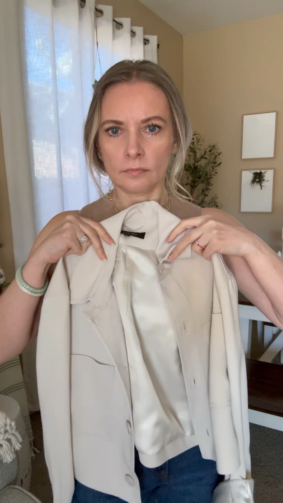 Love this little cropped jacket from Quince. I’ve had it for over a year. Fits tts and it goes well with anything. It’s available in 5 colors. And today only it’s on sale for their  24 hour Quince sale. 



Cropped jacket, spring jacket, neutral jacket, jackets, prep, burgundy coat, espresso brown coat,  trench coat 

#LTKOver40 #LTKSeasonal #LTKFindsUnder100

#LTKHoliday #LTKSaleAlert #LTKWorkwear