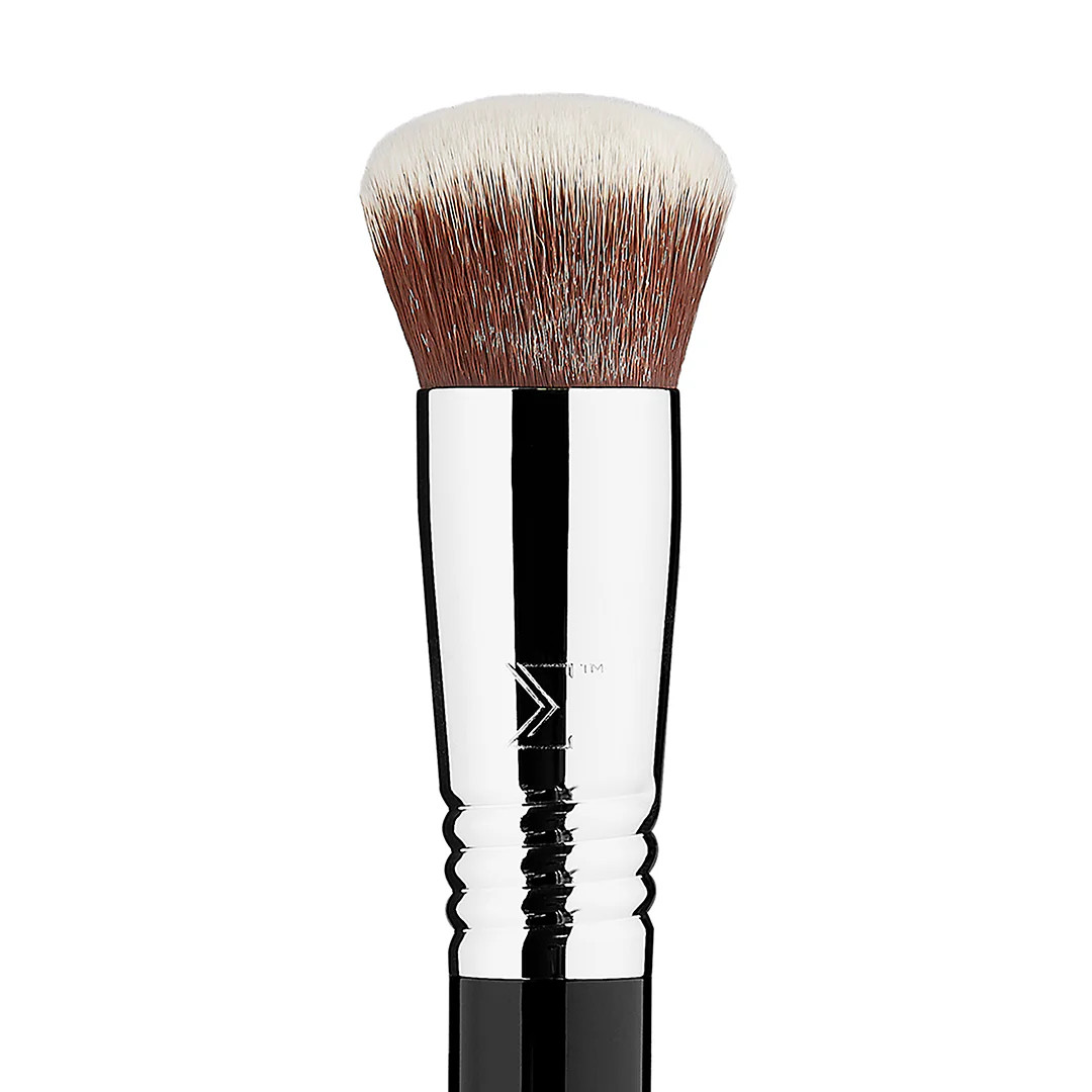 F82 ROUND KABUKI™ BRUSH | Sigma Beauty
