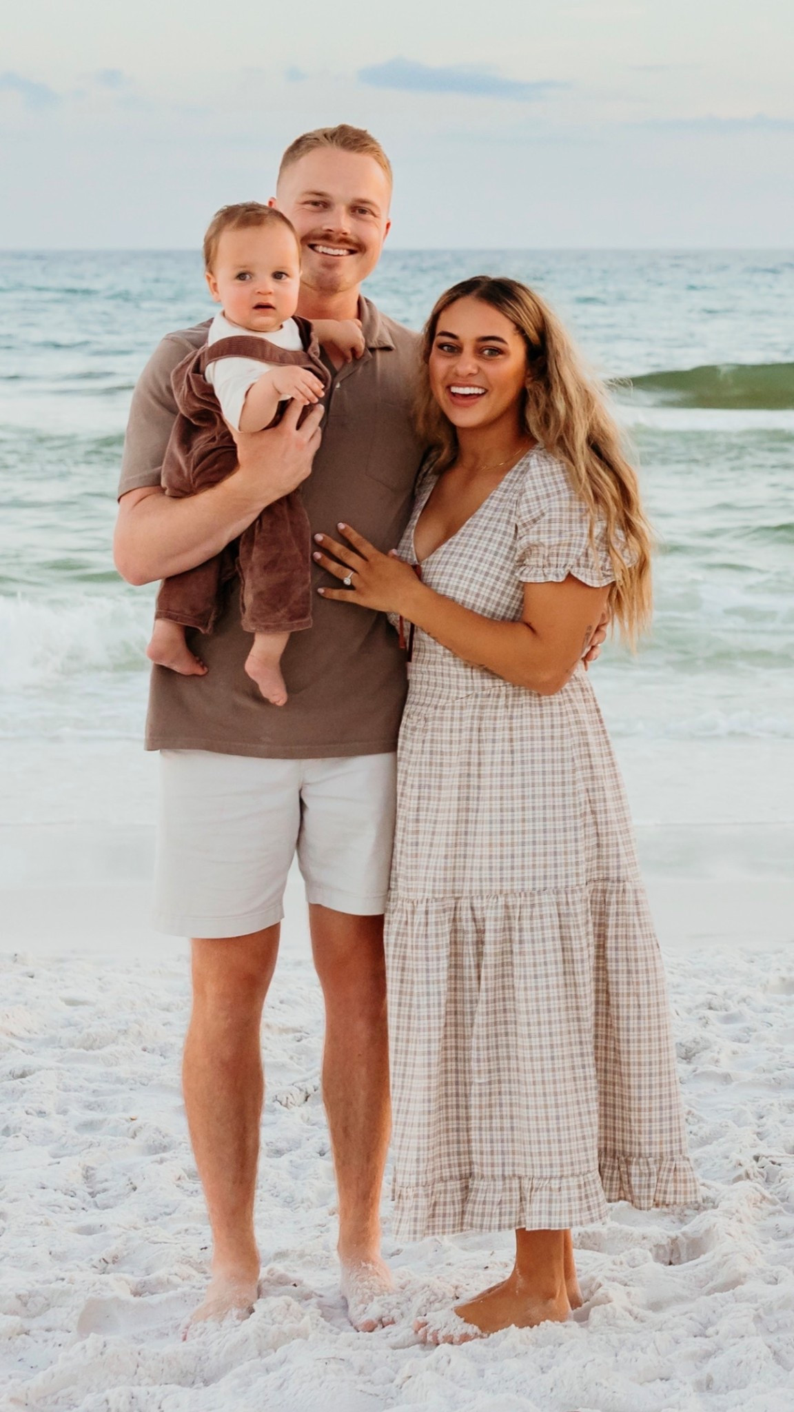 Perfect FALL family  pics outfits 

#LTKFamily #LTKStyleTip #LTKSeasonal