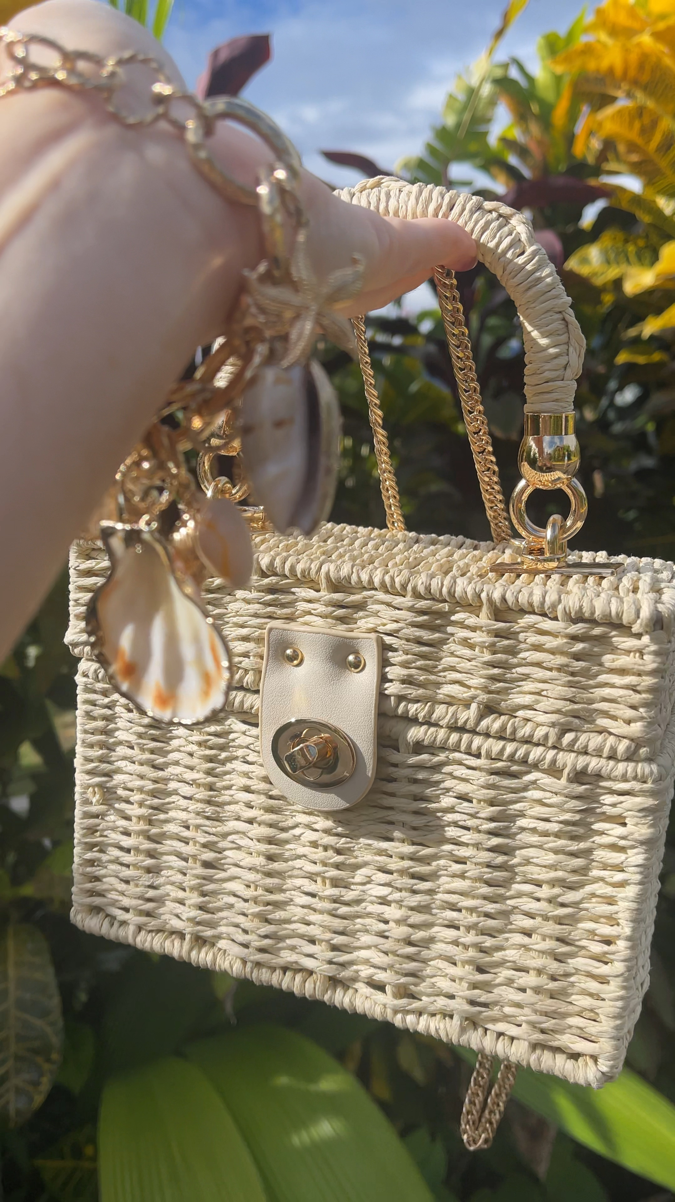 The cutest bag and shell bracelet. Perfect for a beach/ tropical vacation  

#LTKSwim #LTKItBag #LTKTravel