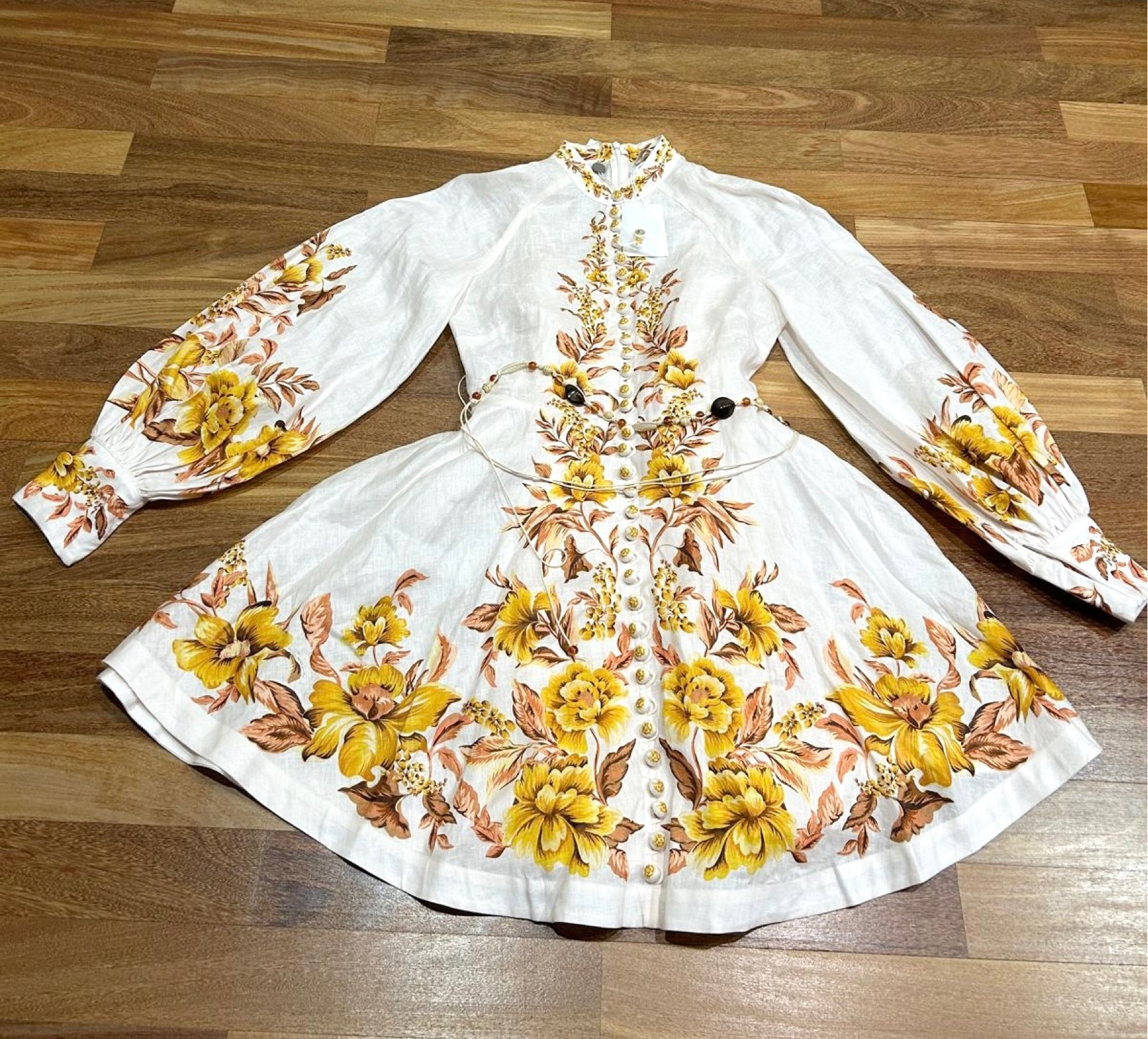 No one does summer linen like Zimmermann 💛 I scored this work of art for over 50% off 😮! Check out this awesome Zimmermann sale linked below ⬇️. 

#LTKsalealert