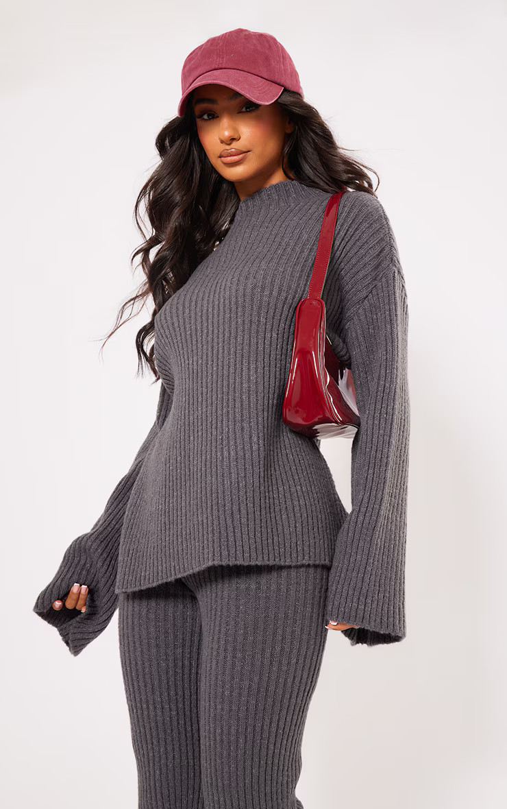 Petite Charcoal Rib Knit Oversized Sweater | PrettyLittleThing US