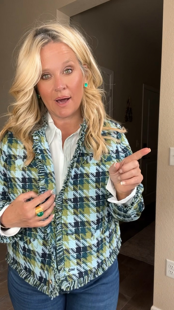 ✨Tap the bell, save and ❤️ start here over 40 fashion, midlife style, midsize fashion and luxury looks for less.  

⬇️Sizing information:
Large jacket need medium  (size down if in between sizes.)
Jeans 31 tts (size down if in between sizes.) 

Walmart’s new arrivals are looking very designer lately 👀

These are the pieces I look for when I want my fall outfits to feel elevated, current and easy to wear without the designer price tag.

And it’s not just about how they look. It’s about how they work with our bodies.

✨ Open necklines and thoughtful details LIFT the eye
✨ Soft structure and beautiful drape SKIM the middle
✨ Modern proportions BALANCE the silhouette

That’s Outfit Physics™: choosing clothes that work with the body we have now instead of making us feel like we need to change it.

Same body. Different physics.™

Comment WALMART and I’ll send you the links to all my favorite new arrivals.

#WalmartFashion #WalmartFinds #FallOutfitsOver40 #FallOutfitsOver50 #MidlifeStyle #AffordableFashion #OutfitIdeas

#LTKOver40 #LTKPlusSize #LTKMidsize

Comment SHOP below to receive a DM with the link to this post on my LTK ⬇ https://liketk.it/6ns6W

Comment SHOP below to receive a DM with the link to this post on my LTK ⬇ https://liketk.it/6nszU
