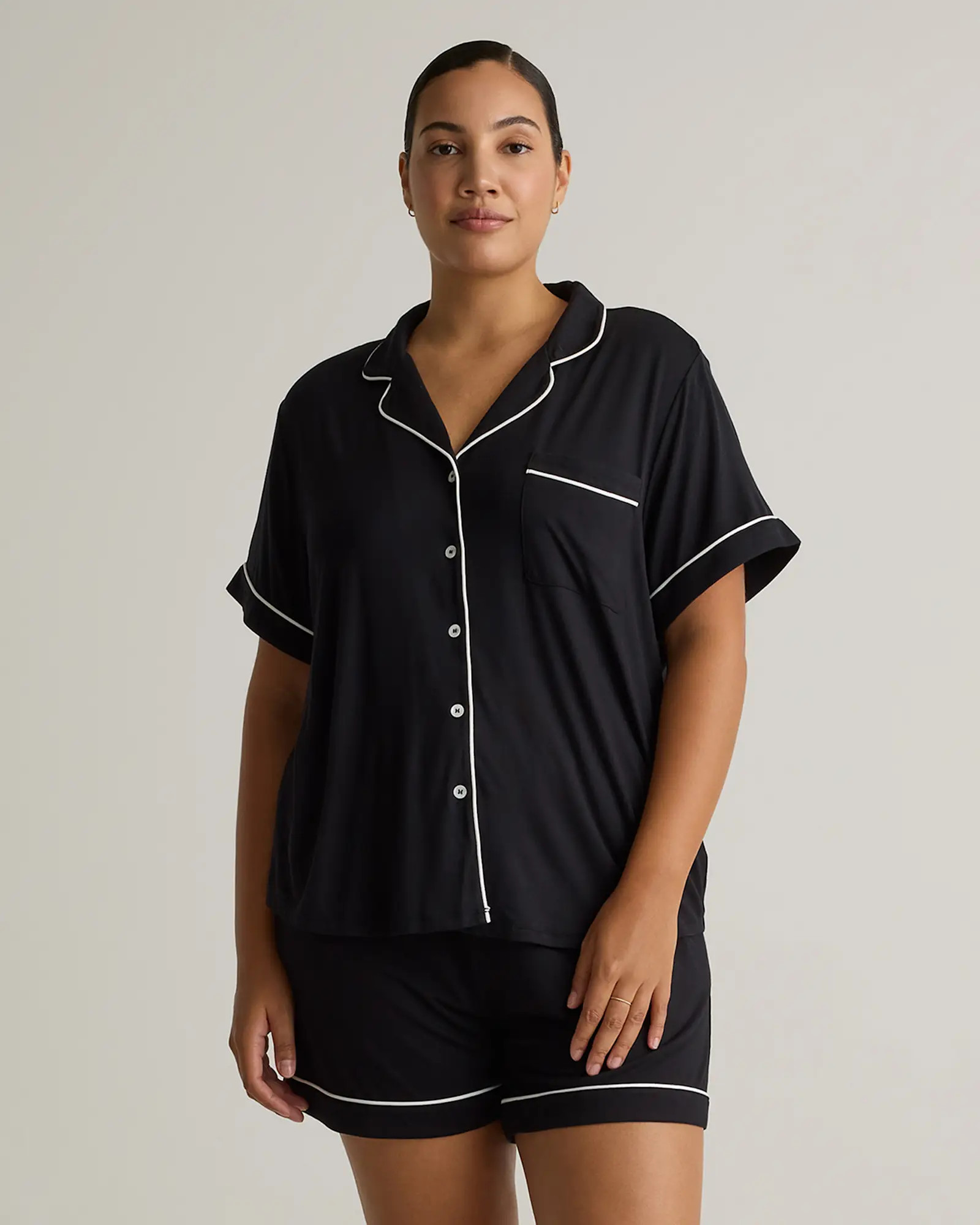 Bamboo Jersey Short Sleeve Pajama Set 		 		 		 		 		 in True Black | Quince