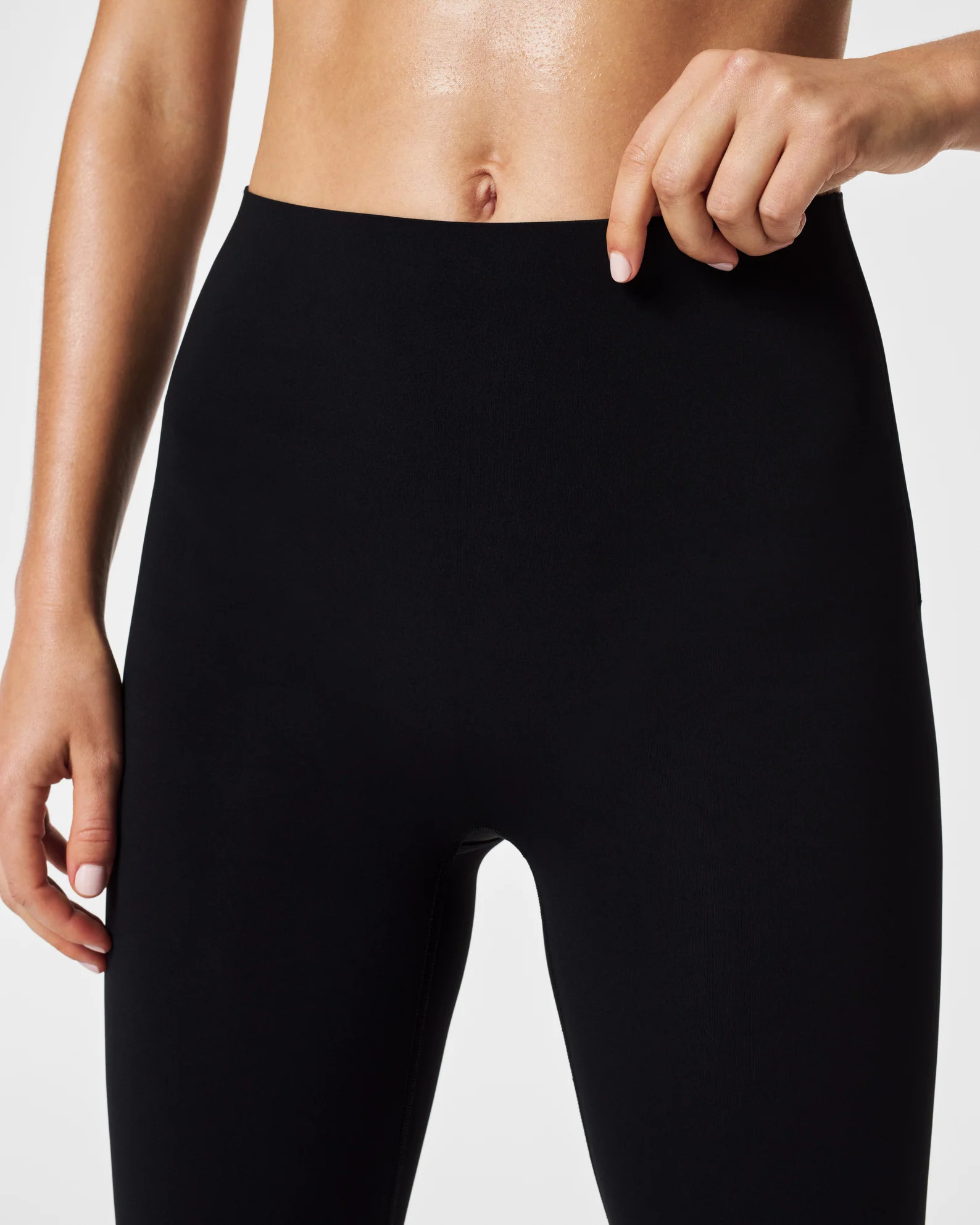 Booty Boost® Core Luxe Front Slit Legging | Spanx