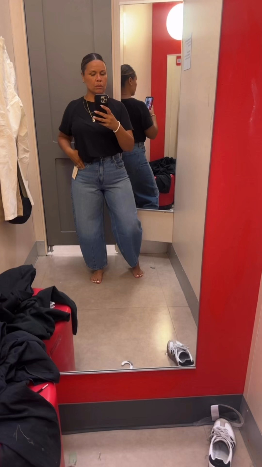 The best barbell jeans ever from target 🎯 I’m wearing a 10 , 5’4, 164

#LTKStyleTip #LTKFindsUnder50 #LTKMidsize