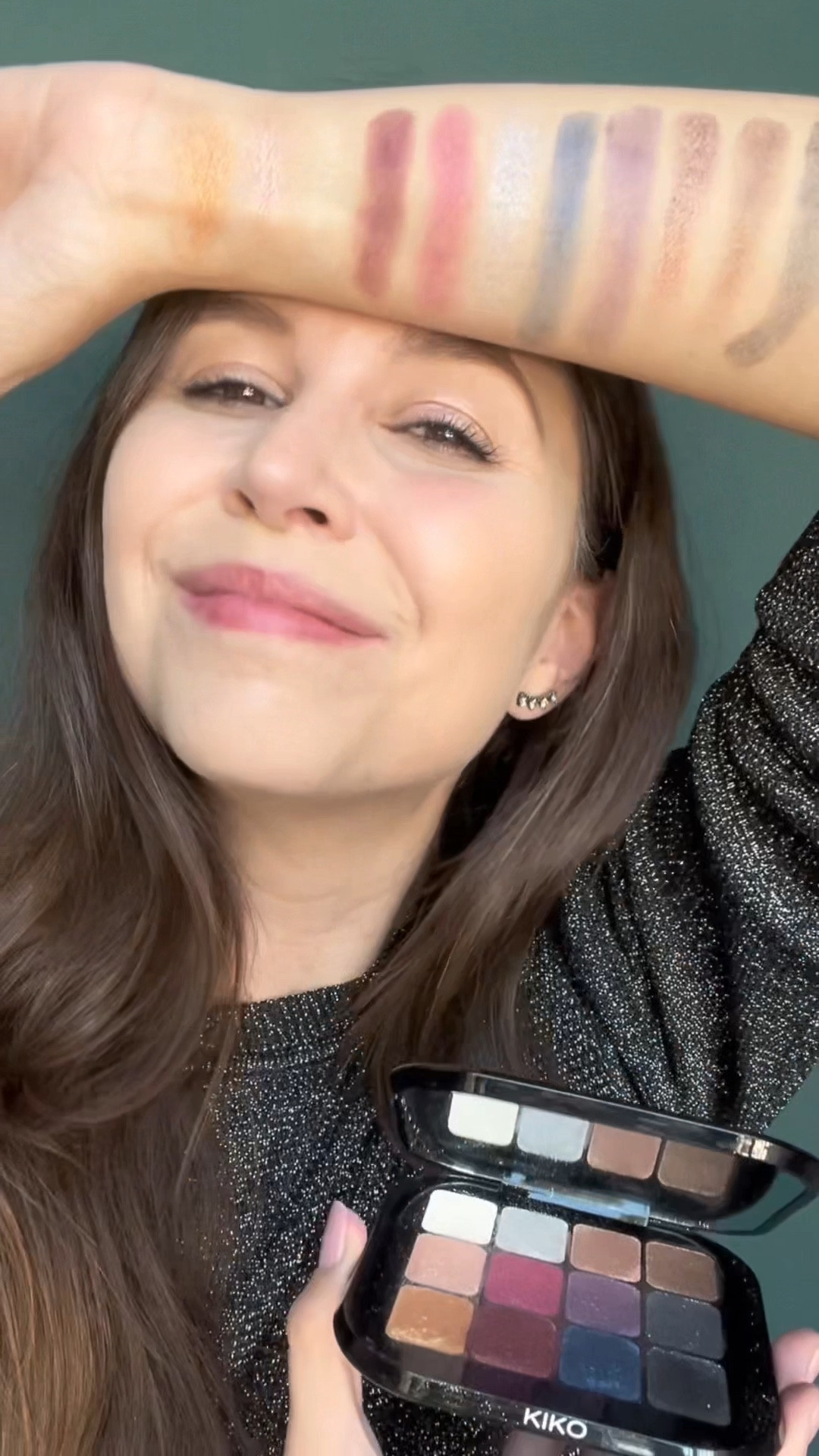 ✨Swatch das sombras da Paleta Cult Colours 02 da Kiko Milano! Uma paleta cheia de cores e muito brilho (do jeitinho que eu gosto)!😍✨ 


#kikomilano 

#LTKbrasil #LTKbeleza