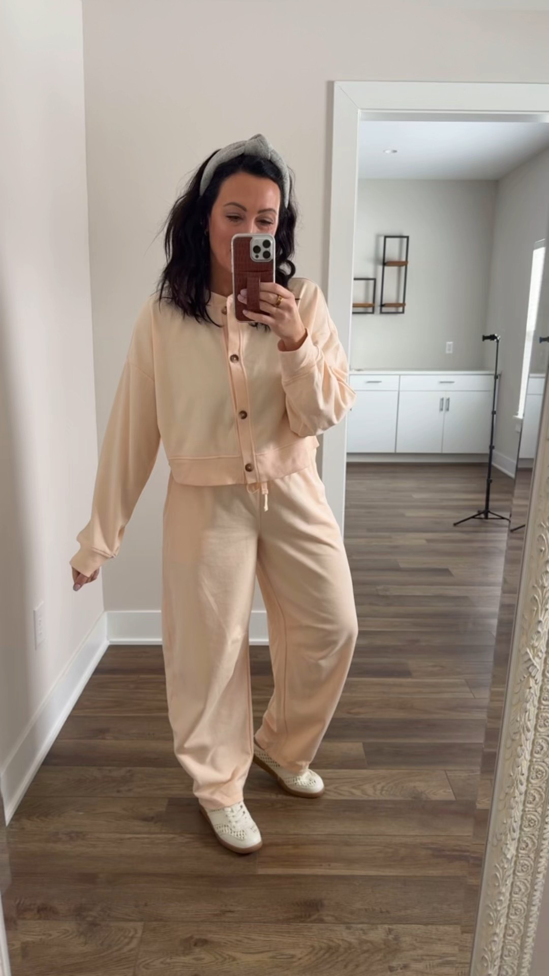 Target Tuesday 🎯
- Medium top
- Medium pants - run oversized and loose
- Sneakers true to size

#LTKMidsize #LTKootd #LTKPetite