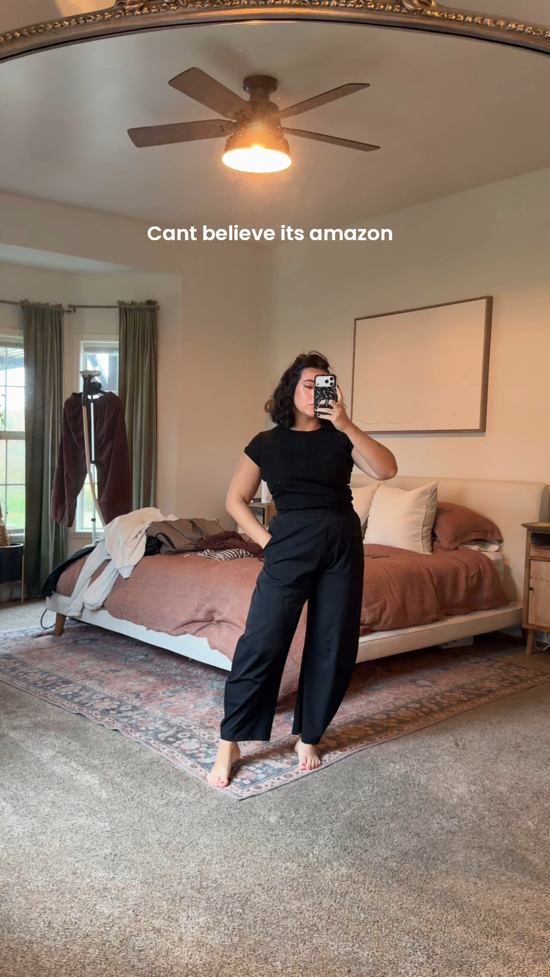 The perfect lounge or dress up barrel leg dress pants, stretchy and soft. Size L 