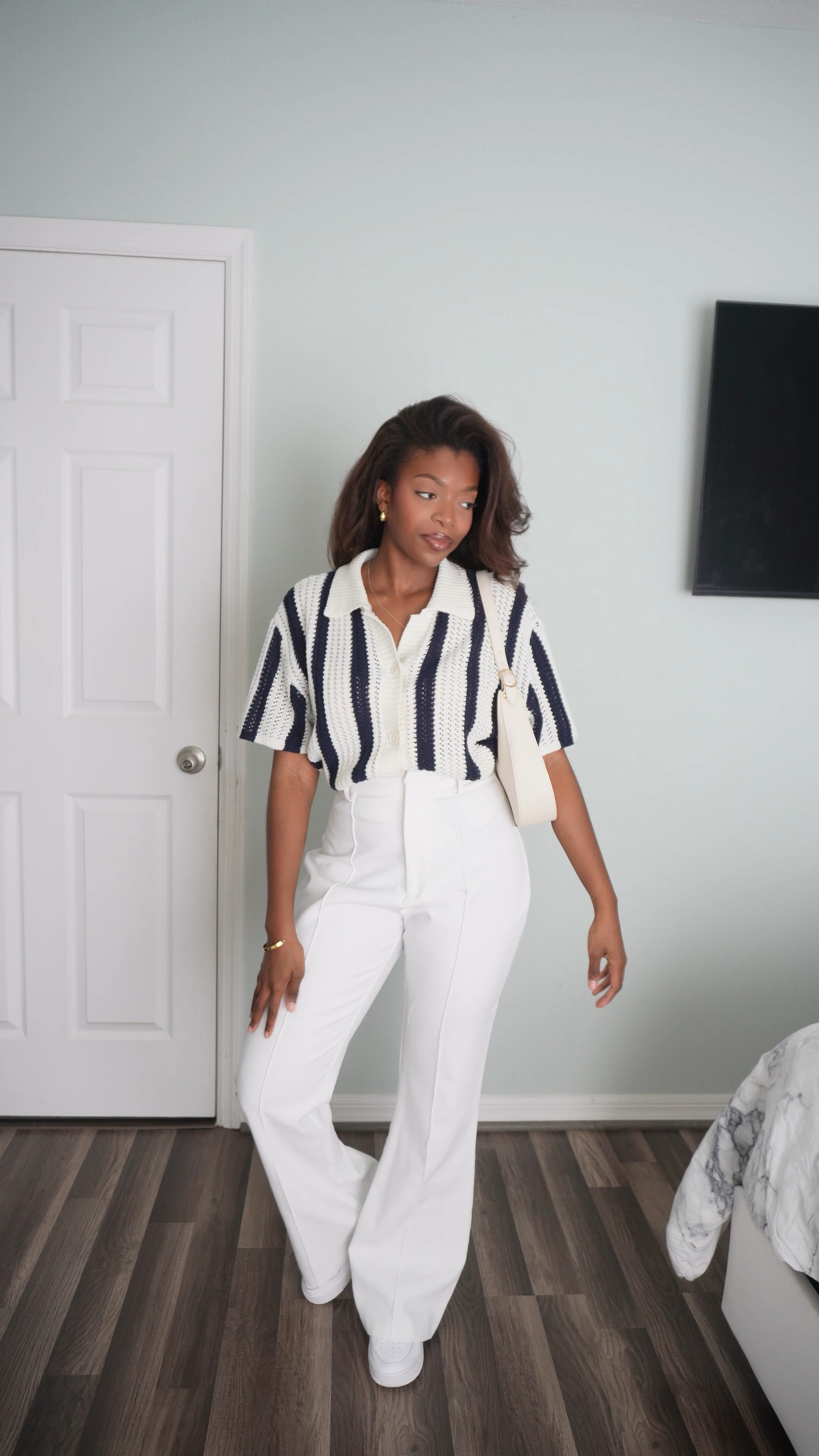 kept it simple for day 3.🤍 

#modestclothing #christianfashion #jesuslovesyou