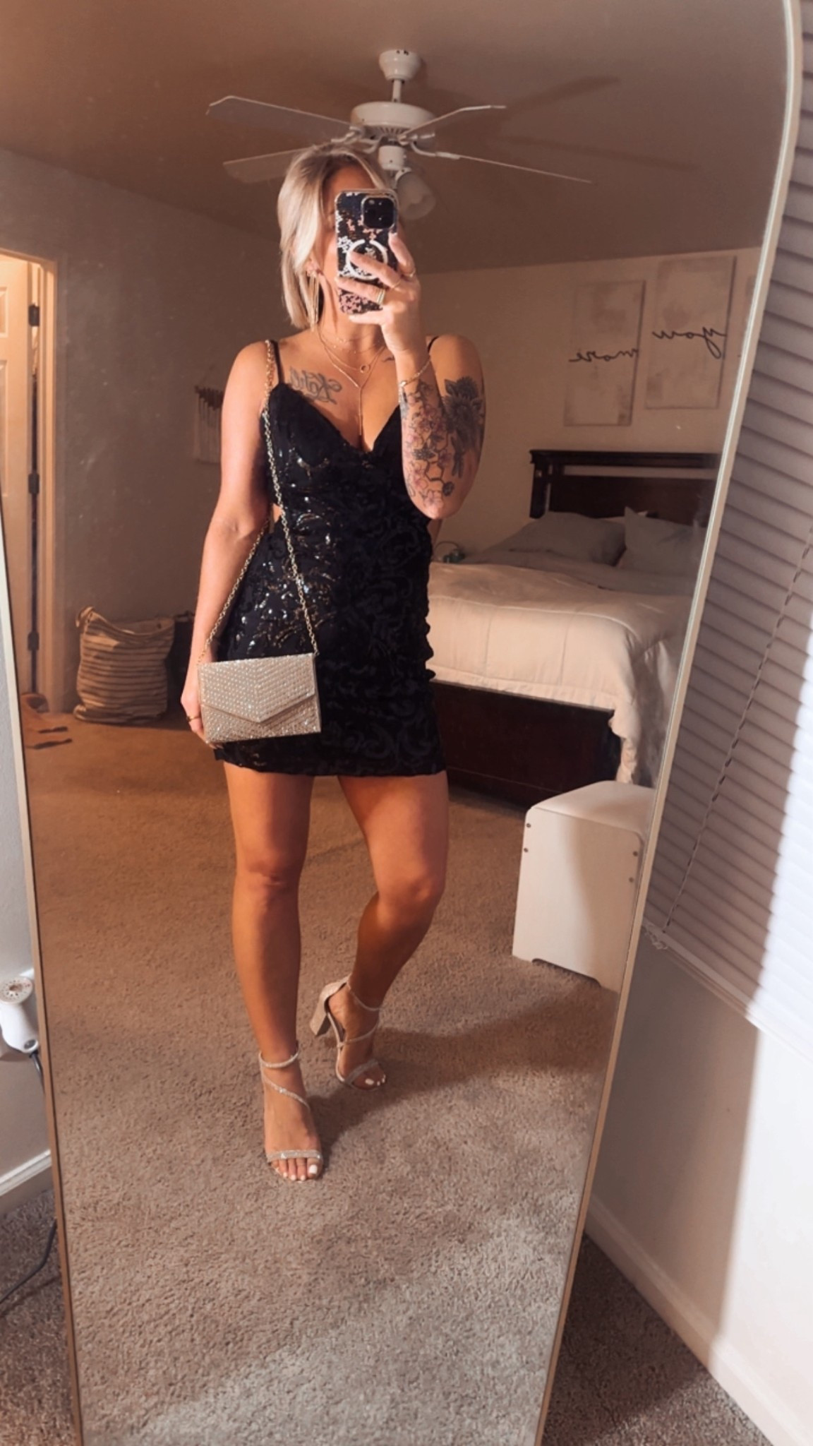 Moms night out 🥰

#LTKPetite #LTKParties