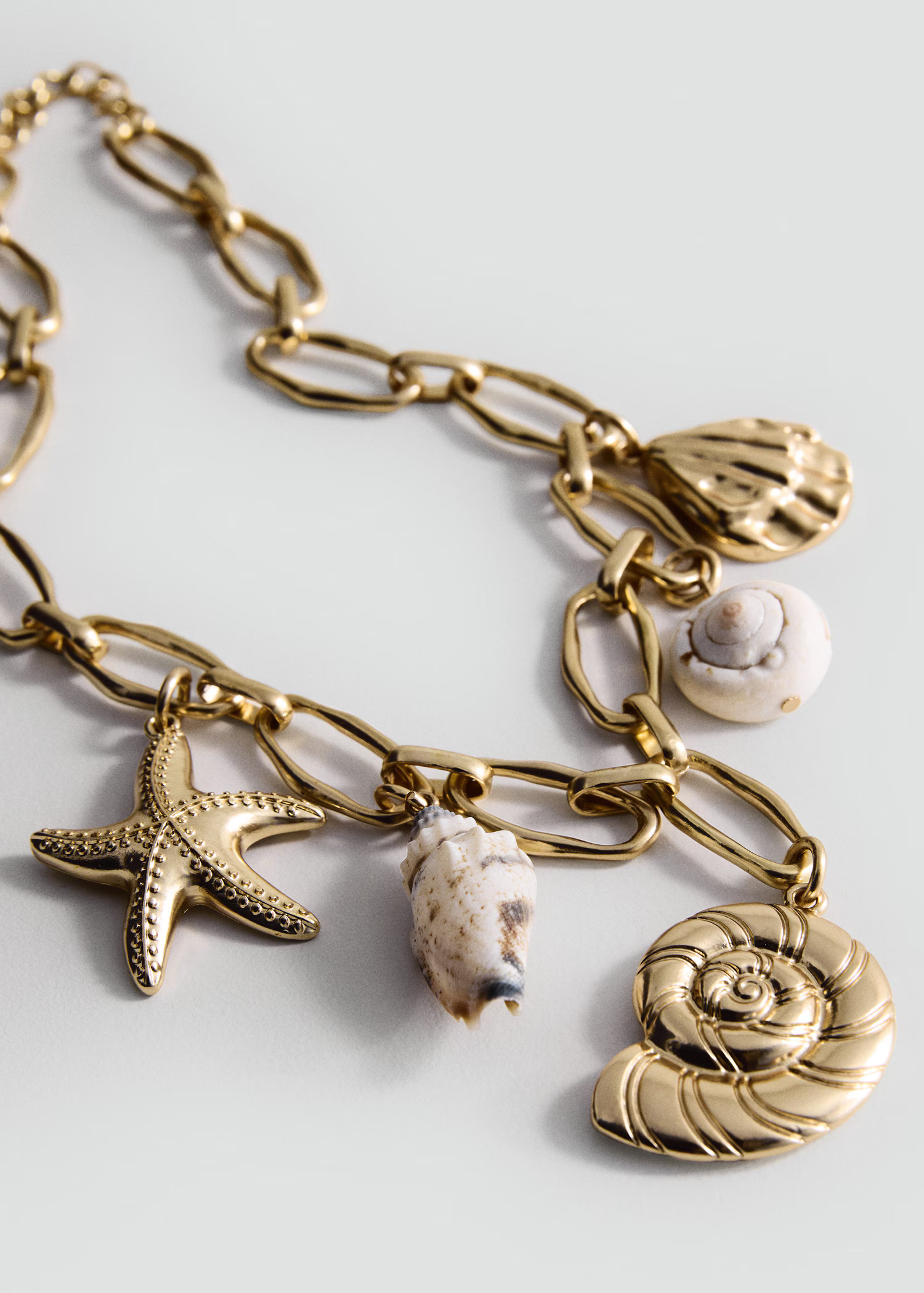 Shells bead necklace - Women | MANGO United Kingdom | MANGO (UK)
