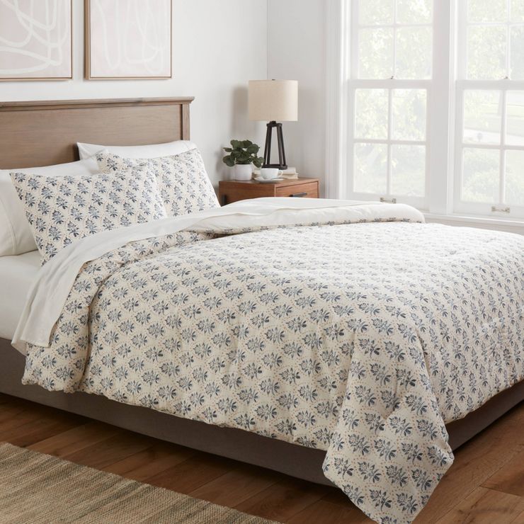Cotton Block Print Comforter & Sham Set White/Navy - Threshold™ | Target