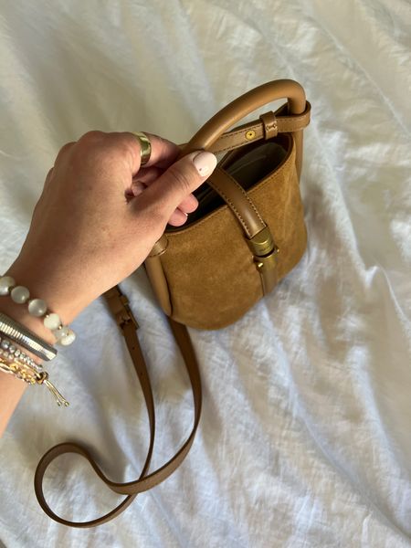 the perfect fall bag 🍁 

dolce vita, dolce vita bag, suede bag, crossbody bag 

#LTKSeasonal