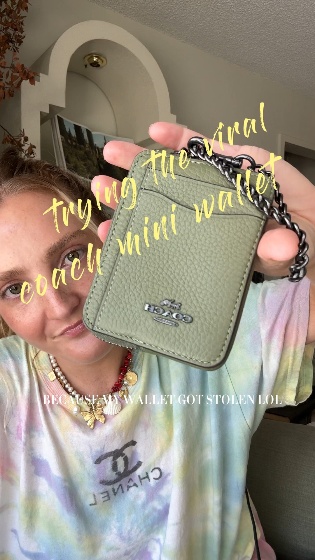 If you’re looking for a new mini wallet, this coach zip wallet is the best! Did a bunch of research to pick from everyone’s recommendations. Holds so much and is perfect size! 

#LTKFindsUnder100 #LTKBacktoSchool #LTKVideo