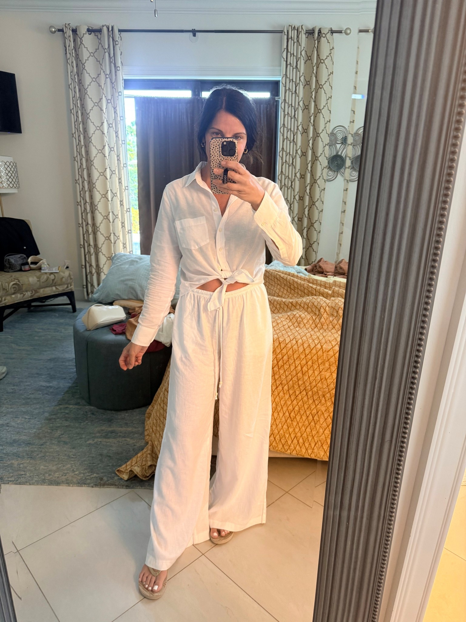 I’m in love with these pants…the look, the comfort, and the price tag! Grab a pair before they sell out! 

#LTKootd #LTKOver40