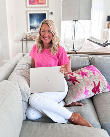 The MacBook Air with Apple M1 chip is only $699 at Walmart!!! 

(Click on the link to reveal the lower price)
@walmart #walmartpartner 