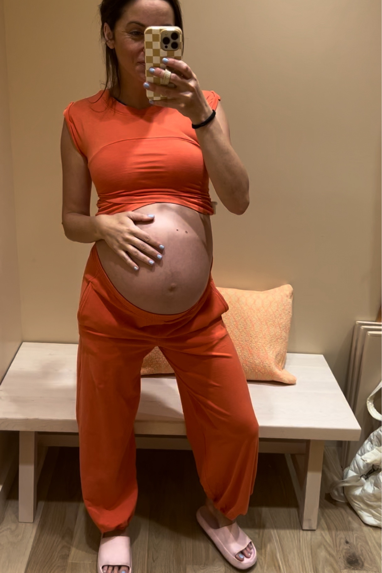 Ordered this set for postpartum 🙌🏼 the material is the softest thing I’ve ever bought from free people 😍 comes in 5 colors. Wearing an XS in the pic but ordered a mediumm

#LTKfamily #LTKfitness #LTKbump