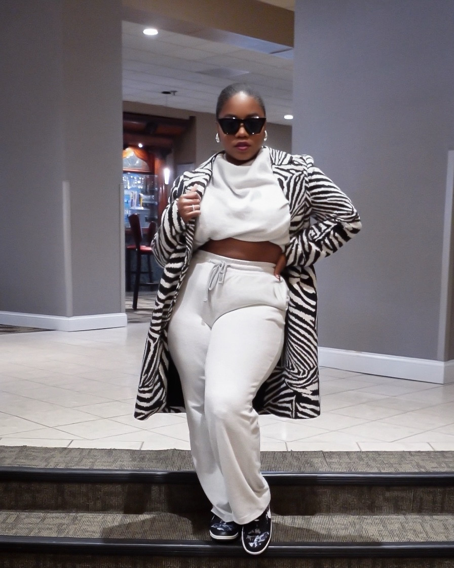 Effortless, On purpose 

Neutral, Monochrome Outfit paired with a statement coat 🖤🤍

#LTKgrwm #LTKootd