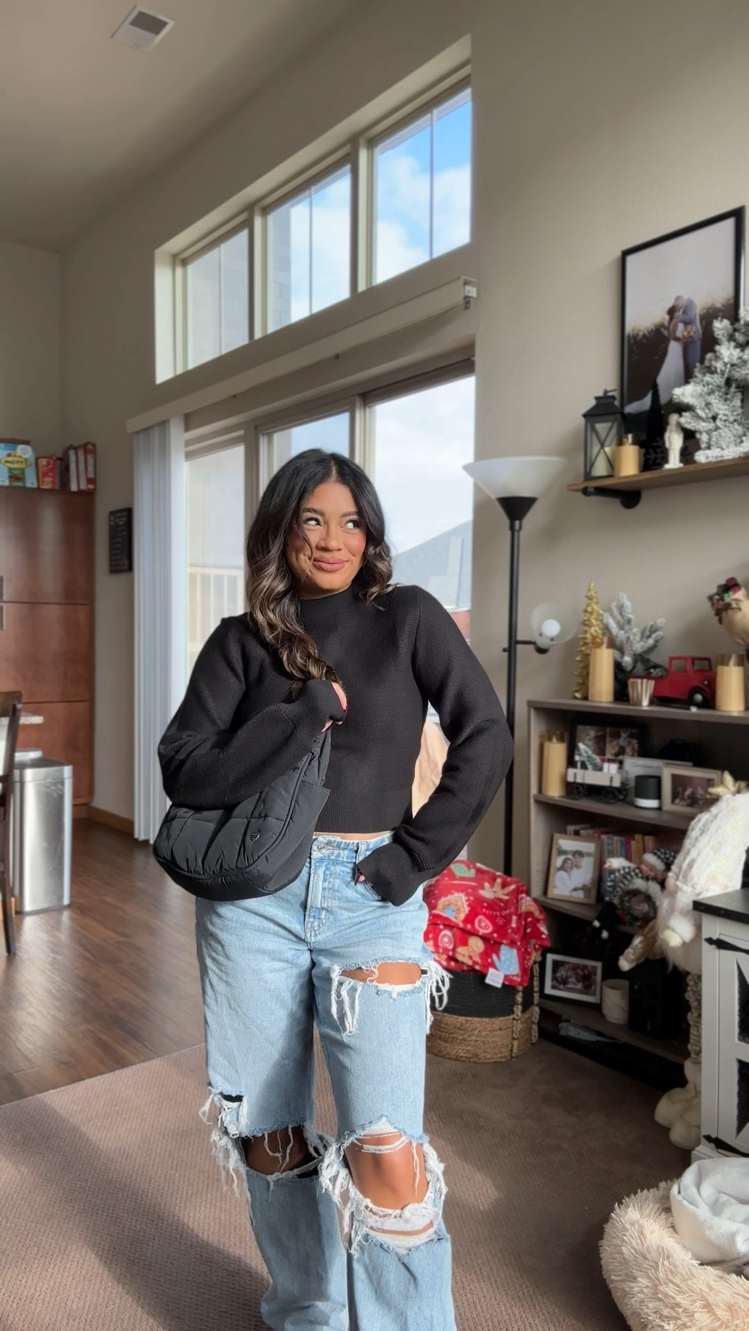 American Eagle jeans | ae jeans | Amazon finds | Amazon sweater | Amazon fashion | mini boots | puffer bag 

#LTKCyberWeek #LTKWatchNow #LTKStyleTip