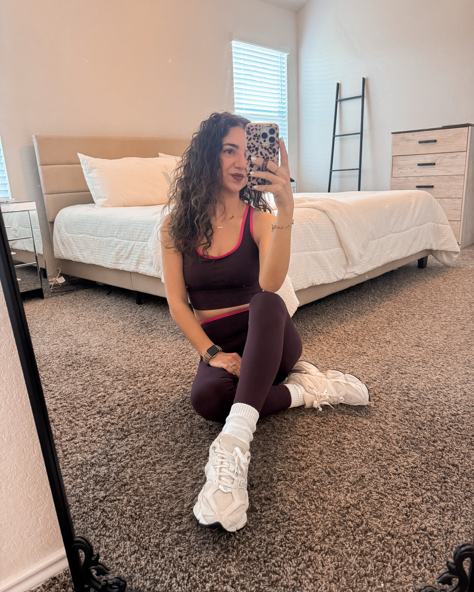 seamless scrunch set from @Fabletics #fableticspartner 💜🩷 wearing a size medium in both- it’s SO flattering & comes in other colors!

#LTKActive #LTKootd #LTKfitnessgoals