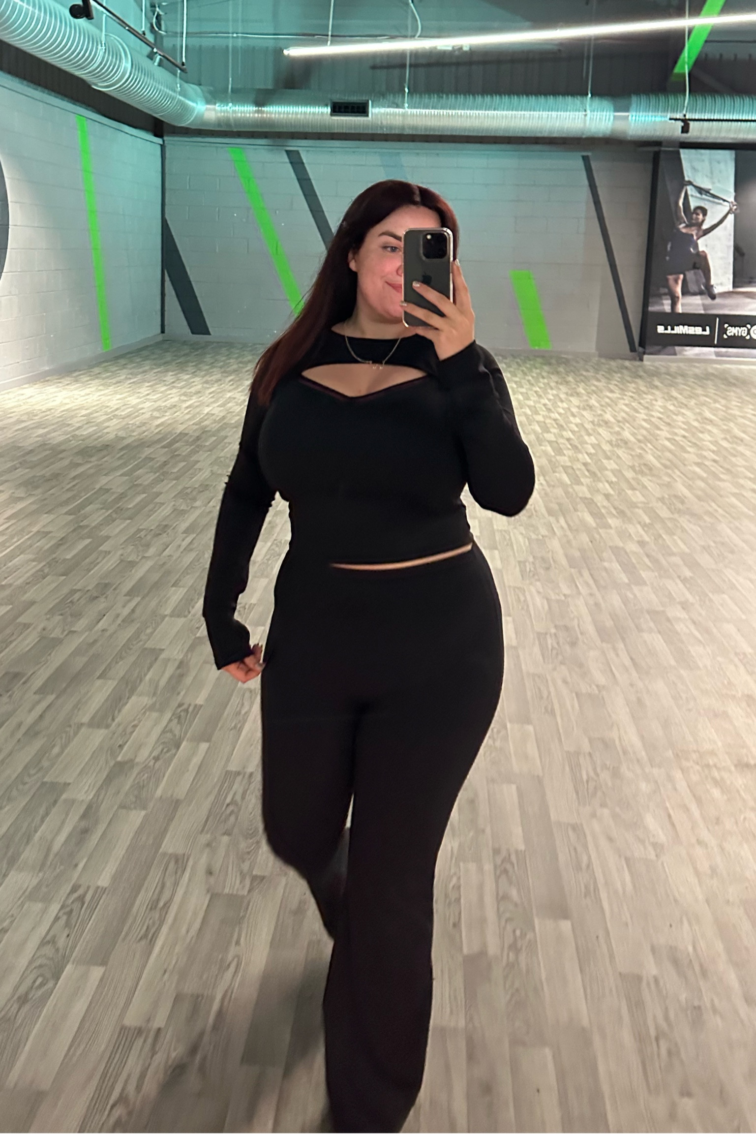 Size 16 / XL Curve friendly gym & dance outfit. LIVE in these flares & love the fit of this fuller bust friendly top 🫶

#LTKFind #LTKcurves #LTKstyletip