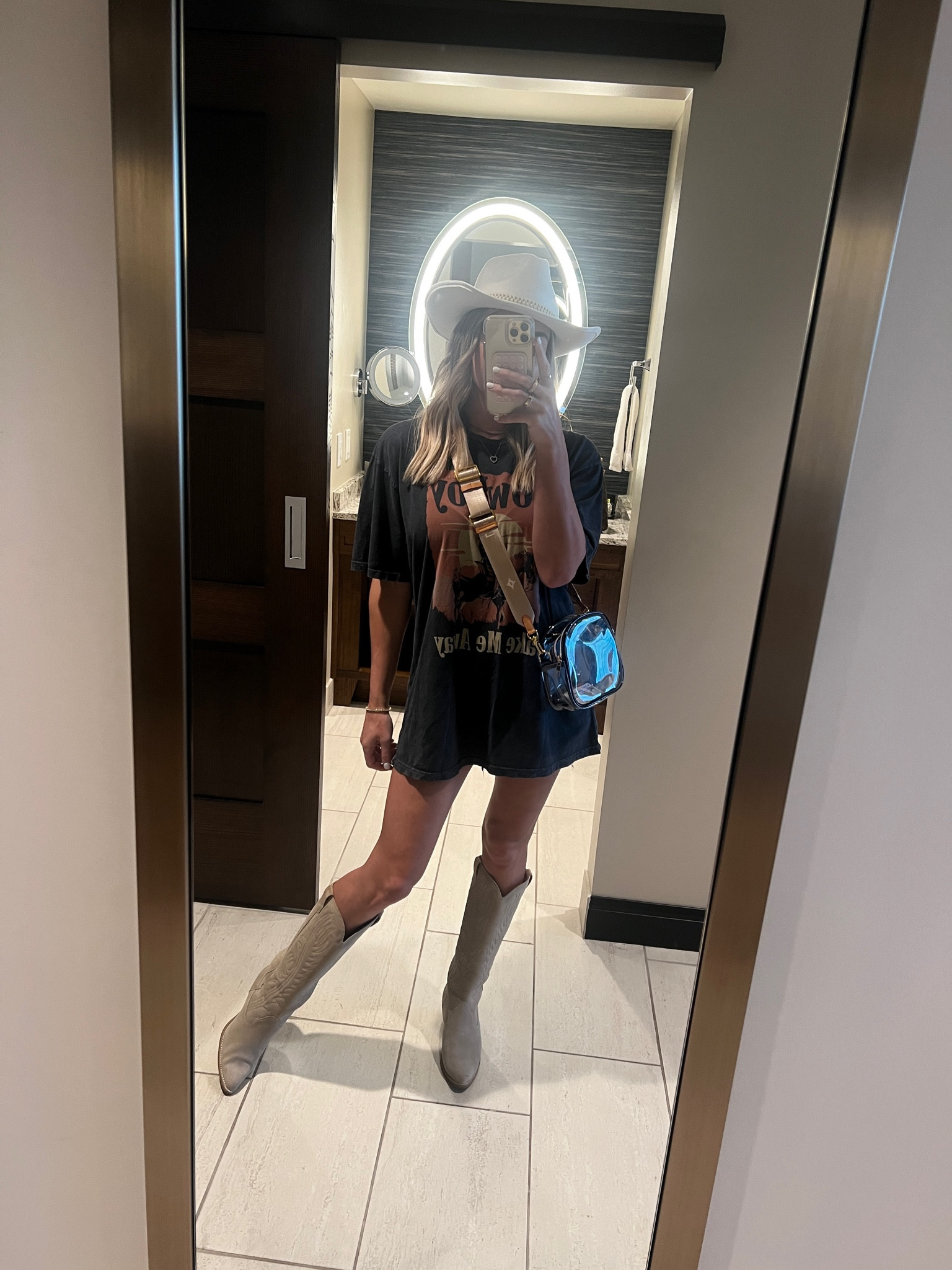 Shop my concert OOTD

#concert #country #countryconcert #concertoutfit #outfitidea #concertootd #nashville #bachelorette #concert #bacheloretteparty #summerconcert #cowboy #cowboyhat #cowboyboots

#LTKtravel #LTKshoecrush #LTKunder50